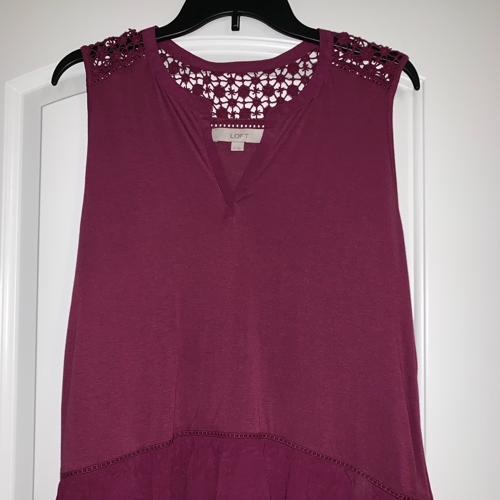 Light weight dressy tank with lace
